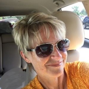 Meet your Posher, Lori